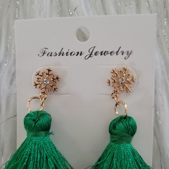 Tassel Fringe Fashion Christmas Tree Earrings - Picture 4 of 5
